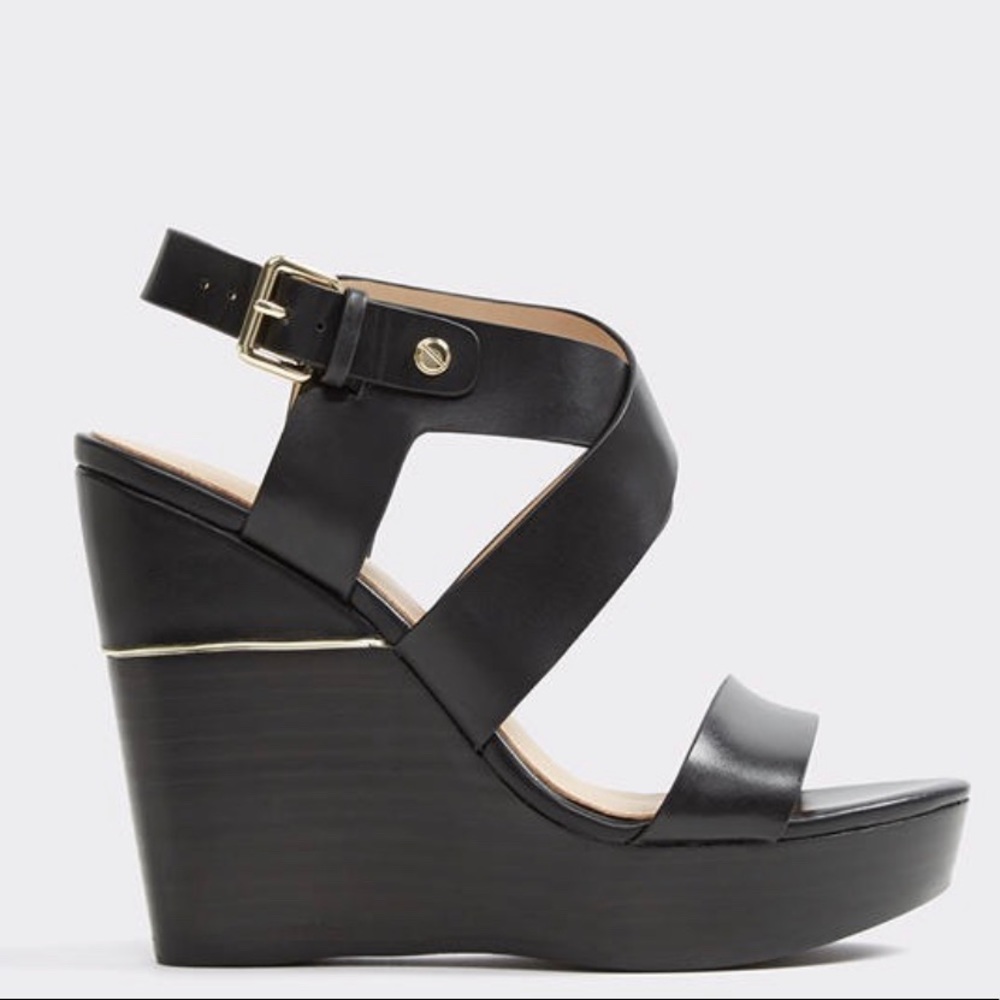 Black Wedges Size 8